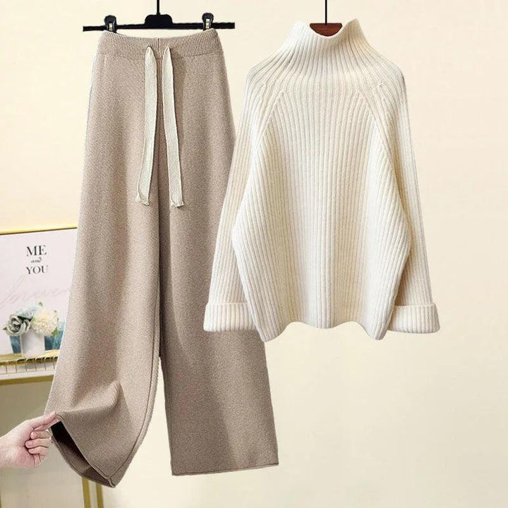 Clara™ - Elegant Stickat Set med Polotröja